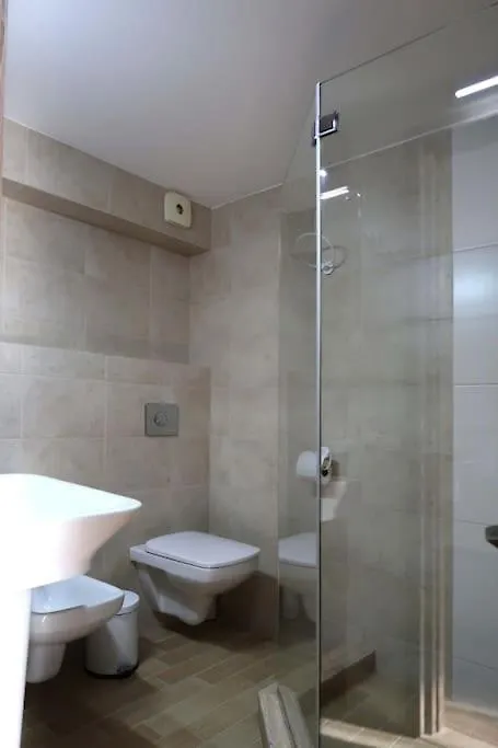Opera Garden 3 Apartment In Tbilisi Center 0*,