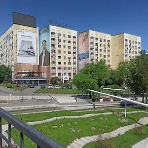 двух комнатная с видом на парк первого президента, 2 этаж из 9 , Алматы Казахстан